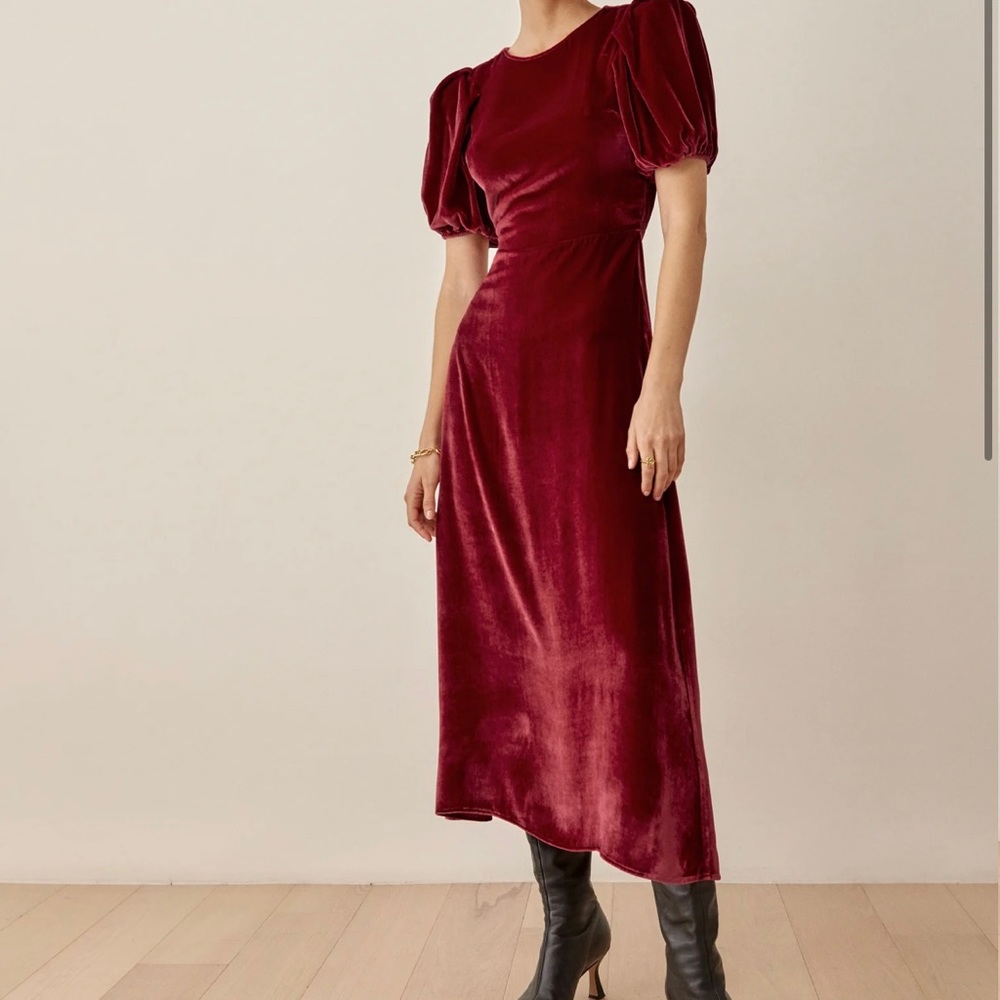 Reformation Livia velvet dress